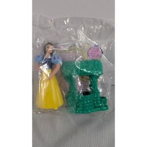 Vintage 1992 McDonald's Happy Meal Toy Disney Snow White with Wishing Well - NEW